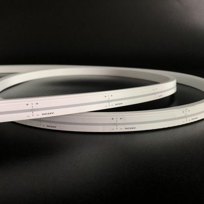 6*12 mm bande néon en silicone IP67 vue latérale Ra90 LED à extrusion en silicone néon flex